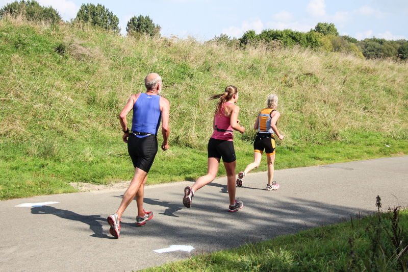 groepje hardlopers triathlon